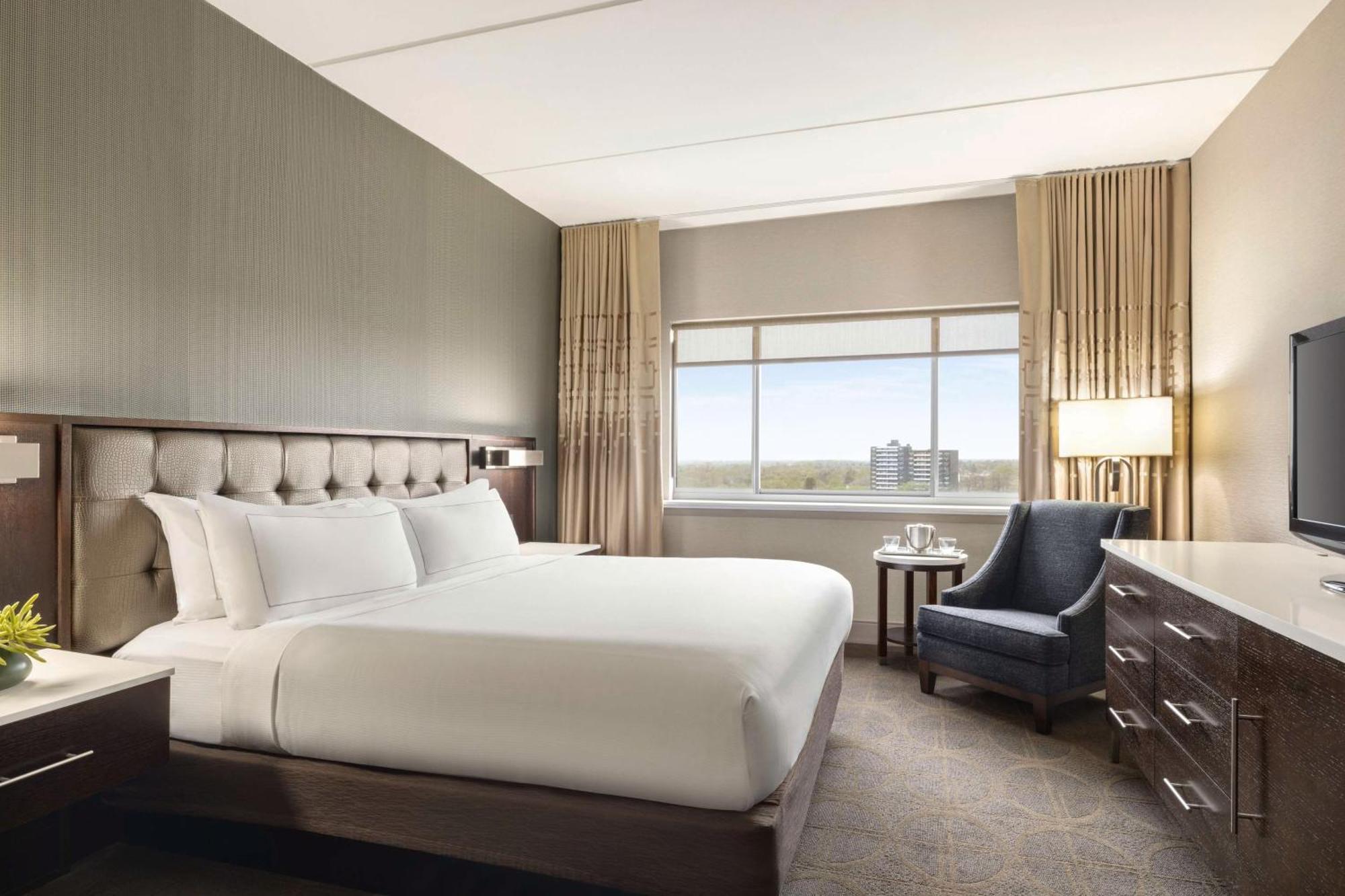 Hilton Philadelphia City Avenue Exterior foto